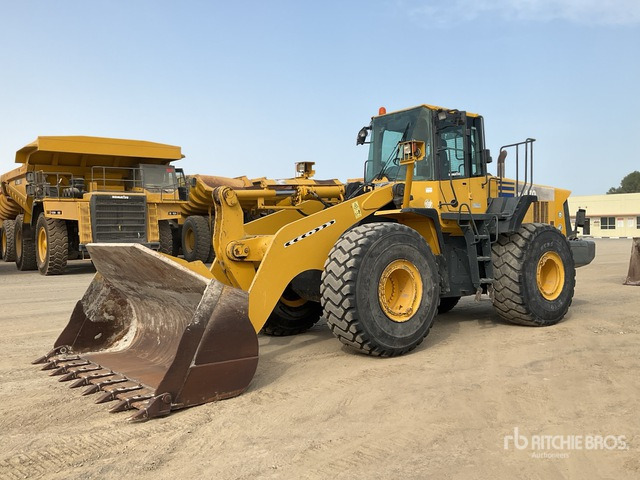 Komatsu WA470-6 - Pyöräkuormaaja: kuva Komatsu WA470-6 - Pyöräkuormaaja Komatsu WA470-6 - Pyöräkuormaaja: kuva Komatsu WA470-6 - Pyöräkuormaaja