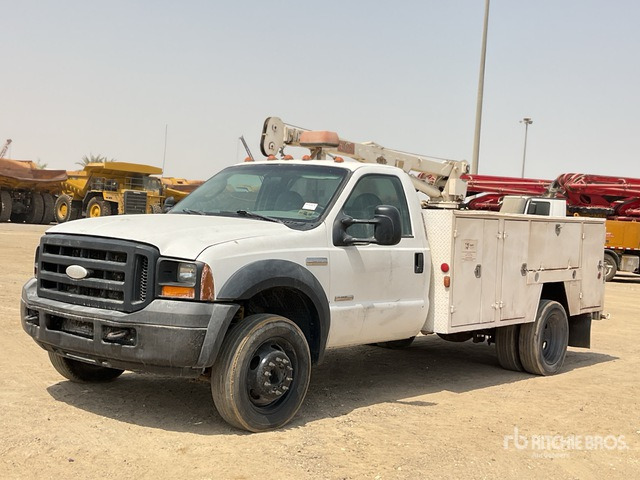 2006 Ford F550XL SUPER DUTY 4x2 Service Truck - Kunnallis-/ Erikoisajoneuvot: kuva 2006 Ford F550XL SUPER DUTY 4x2 Service Truck - Kunnallis-/ Erikoisajoneuvot 2006 Ford F550XL SUPER DUTY 4x2 Service Truck - Kunnallis-/ Erikoisajoneuvot: kuva 2006 Ford F550XL SUPER DUTY 4x2 Service Truck - Kunnallis-/ Erikoisajoneuvot