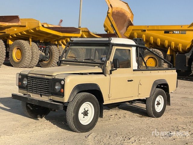 Land Rover Defender 110 - Avolava-auto: kuva  Land Rover Defender 110 - Avolava-auto Land Rover Defender 110 - Avolava-auto: kuva  Land Rover Defender 110 - Avolava-auto
