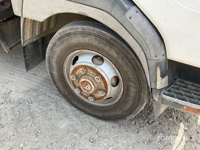 Mitsubishi KK-FK71HJ - Lava-kuorma-auto, Nosturiauto: kuva Mitsubishi KK-FK71HJ - Lava-kuorma-auto, Nosturiauto Mitsubishi KK-FK71HJ - Lava-kuorma-auto, Nosturiauto: kuva Mitsubishi KK-FK71HJ - Lava-kuorma-auto, Nosturiauto