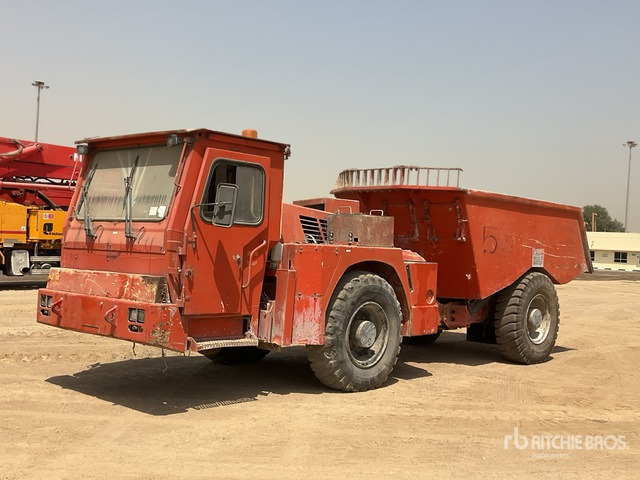 Normet Variomec 1090D - Nivelkippiauto: kuva Normet Variomec 1090D - Nivelkippiauto Normet Variomec 1090D - Nivelkippiauto: kuva Normet Variomec 1090D - Nivelkippiauto