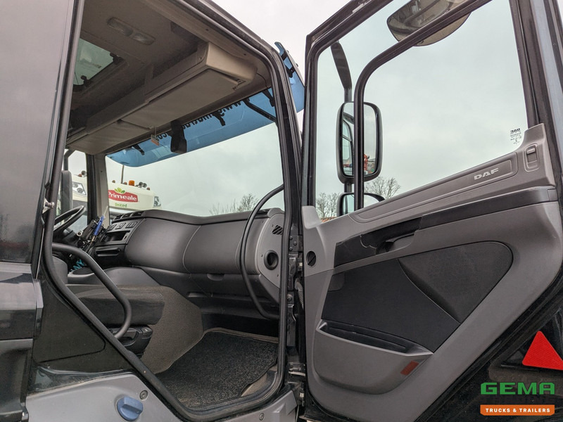 Refrigeraattori kuorma-auto DAF FAN CF280 6x2/4 DayCab Euro6 - Koel-VriesBak 7.9m + Carrier Supra 1150MT + Laadklep 2000kg - 10/2025APK: kuva Refrigeraattori kuorma-auto DAF FAN CF280 6x2/4 DayCab Euro6 - Koel-VriesBak 7.9m + Carrier Supra 1150MT + Laadklep 2000kg - 10/2025APK