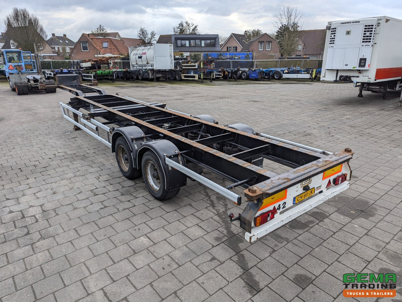 Floor FLCO 12-18 2-Assen BPW - Trommelremmen - 2x 20FT en 40FT Aansluiting - 4140KG - Konttialus/ Vaihtokuormatilat puoliperävaunu: kuva Floor FLCO 12-18 2-Assen BPW - Trommelremmen - 2x 20FT en 40FT Aansluiting - 4140KG - Konttialus/ Vaihtokuormatilat puoliperävaunu Floor FLCO 12-18 2-Assen BPW - Trommelremmen - 2x 20FT en 40FT Aansluiting - 4140KG - Konttialus/ Vaihtokuormatilat puoliperävaunu: kuva Floor FLCO 12-18 2-Assen BPW - Trommelremmen - 2x 20FT en 40FT Aansluiting - 4140KG - Konttialus/ Vaihtokuormatilat puoliperävaunu