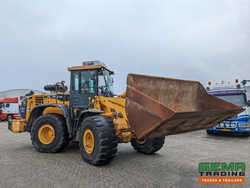 Hyundai HL760-9A Wheelloader - BM-Air overdruk unit - Cummins QSB6.7 - Engine prefilters  (M33) - Pyöräkuormaaja: kuva Hyundai HL760-9A Wheelloader - BM-Air overdruk unit - Cummins QSB6.7 - Engine prefilters  (M33) - Pyöräkuormaaja Hyundai HL760-9A Wheelloader - BM-Air overdruk unit - Cummins QSB6.7 - Engine prefilters  (M33) - Pyöräkuormaaja: kuva Hyundai HL760-9A Wheelloader - BM-Air overdruk unit - Cummins QSB6.7 - Engine prefilters  (M33) - Pyöräkuormaaja