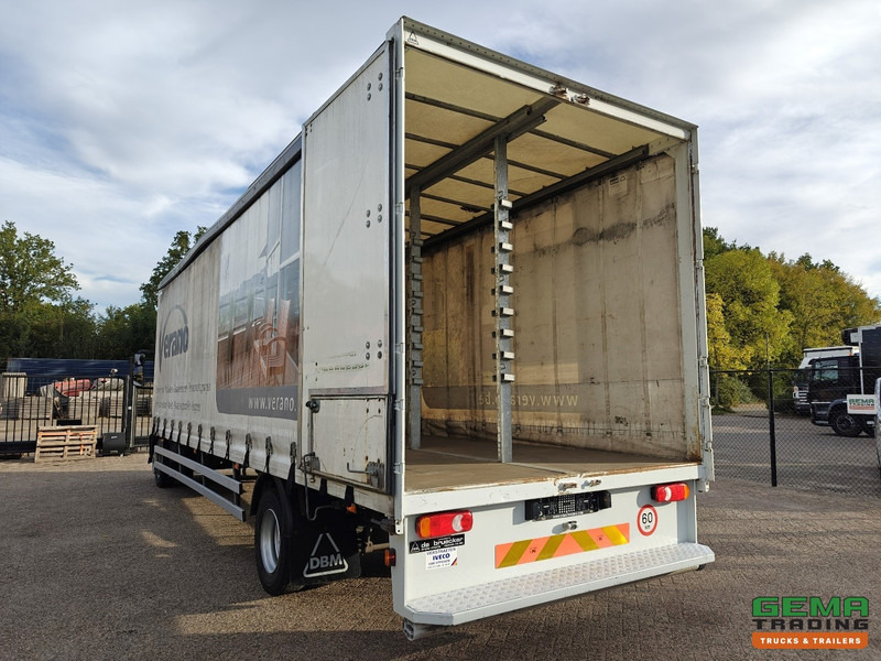 Iveco Eurocargo 120E22 Dagcab Euro5 - 6CIL - Handgeschakeld - Schuifzeilenbak 8.6m - Volledig Bladgeveerd - SMARTTacho V2 - Pressukapelli kuorma-auto: kuva Iveco Eurocargo 120E22 Dagcab Euro5 - 6CIL - Handgeschakeld - Schuifzeilenbak 8.6m - Volledig Bladgeveerd - SMARTTacho V2 - Pressukapelli kuorma-auto Iveco Eurocargo 120E22 Dagcab Euro5 - 6CIL - Handgeschakeld - Schuifzeilenbak 8.6m - Volledig Bladgeveerd - SMARTTacho V2 - Pressukapelli kuorma-auto: kuva Iveco Eurocargo 120E22 Dagcab Euro5 - 6CIL - Handgeschakeld - Schuifzeilenbak 8.6m - Volledig Bladgeveerd - SMARTTacho V2 - Pressukapelli kuorma-auto