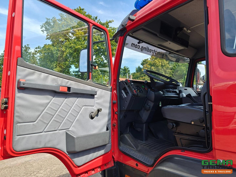 Paloauto Mercedes-Benz 1124 AF 4x4 Dubbelcab 6Cil - 8 Pers - Ziegler TS - Tankautospuit  TS09 LD2.800 HD265 T2.000 S40 - 04/2026 APK: kuva Paloauto Mercedes-Benz 1124 AF 4x4 Dubbelcab 6Cil - 8 Pers - Ziegler TS - Tankautospuit  TS09 LD2.800 HD265 T2.000 S40 - 04/2026 APK