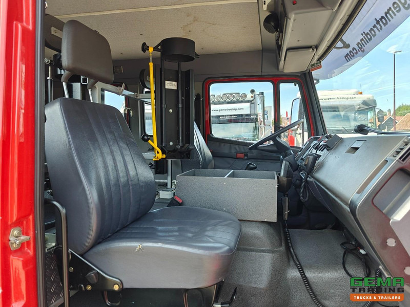 Paloauto Mercedes-Benz 1124 AF 4x4 Dubbelcab 6Cil - 8 Pers - Ziegler TS - Tankautospuit  TS09 LD2.800 HD265 T2.000 S40 - 04/2026 APK: kuva Paloauto Mercedes-Benz 1124 AF 4x4 Dubbelcab 6Cil - 8 Pers - Ziegler TS - Tankautospuit  TS09 LD2.800 HD265 T2.000 S40 - 04/2026 APK