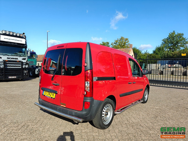 Mercedes-Benz Citan 108 CDI BlueEFFICIENCY Euro5L - Airco - 4-Seizoensbanden - Bluetooth Radio - Pieni pakettiauto: kuva Mercedes-Benz Citan 108 CDI BlueEFFICIENCY Euro5L - Airco - 4-Seizoensbanden - Bluetooth Radio - Pieni pakettiauto Mercedes-Benz Citan 108 CDI BlueEFFICIENCY Euro5L - Airco - 4-Seizoensbanden - Bluetooth Radio - Pieni pakettiauto: kuva Mercedes-Benz Citan 108 CDI BlueEFFICIENCY Euro5L - Airco - 4-Seizoensbanden - Bluetooth Radio - Pieni pakettiauto