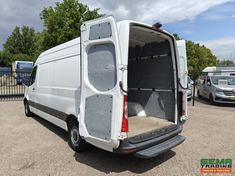 Mercedes-Benz Sprinter 311 CDI L3H2 - Euro6ZF - Automaat - Navigatie - Camera - 06/2026 APK - Pieni pakettiauto: kuva Mercedes-Benz Sprinter 311 CDI L3H2 - Euro6ZF - Automaat - Navigatie - Camera - 06/2026 APK - Pieni pakettiauto Mercedes-Benz Sprinter 311 CDI L3H2 - Euro6ZF - Automaat - Navigatie - Camera - 06/2026 APK - Pieni pakettiauto: kuva Mercedes-Benz Sprinter 311 CDI L3H2 - Euro6ZF - Automaat - Navigatie - Camera - 06/2026 APK - Pieni pakettiauto