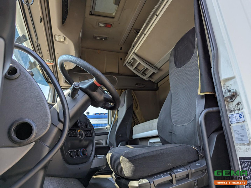 DAF FT XF105.460 4x2 Superspacecab Euro5 EEV - Retarder - Dubbele tanks - Vetopöytäauto: kuva DAF FT XF105.460 4x2 Superspacecab Euro5 EEV - Retarder - Dubbele tanks - Vetopöytäauto DAF FT XF105.460 4x2 Superspacecab Euro5 EEV - Retarder - Dubbele tanks - Vetopöytäauto: kuva DAF FT XF105.460 4x2 Superspacecab Euro5 EEV - Retarder - Dubbele tanks - Vetopöytäauto