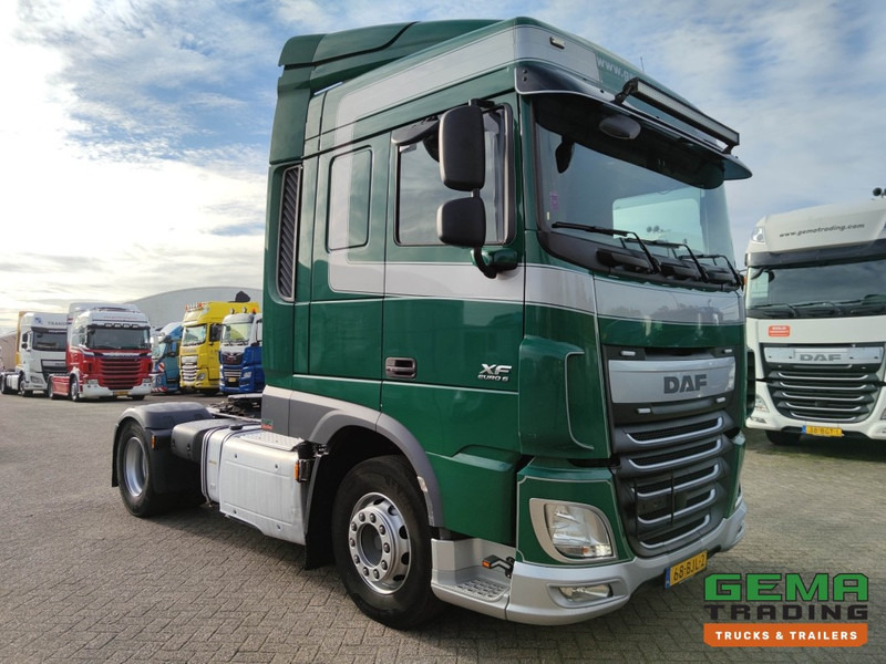 DAF FT XF410 4x2 Euro6 FT XF410 4x2 SpaceCab Euro6 - 13L - WF and Tipper Hydraulics - StandAirco - Vetopöytäauto: kuva DAF FT XF410 4x2 Euro6 FT XF410 4x2 SpaceCab Euro6 - 13L - WF and Tipper Hydraulics - StandAirco - Vetopöytäauto DAF FT XF410 4x2 Euro6 FT XF410 4x2 SpaceCab Euro6 - 13L - WF and Tipper Hydraulics - StandAirco - Vetopöytäauto: kuva DAF FT XF410 4x2 Euro6 FT XF410 4x2 SpaceCab Euro6 - 13L - WF and Tipper Hydraulics - StandAirco - Vetopöytäauto