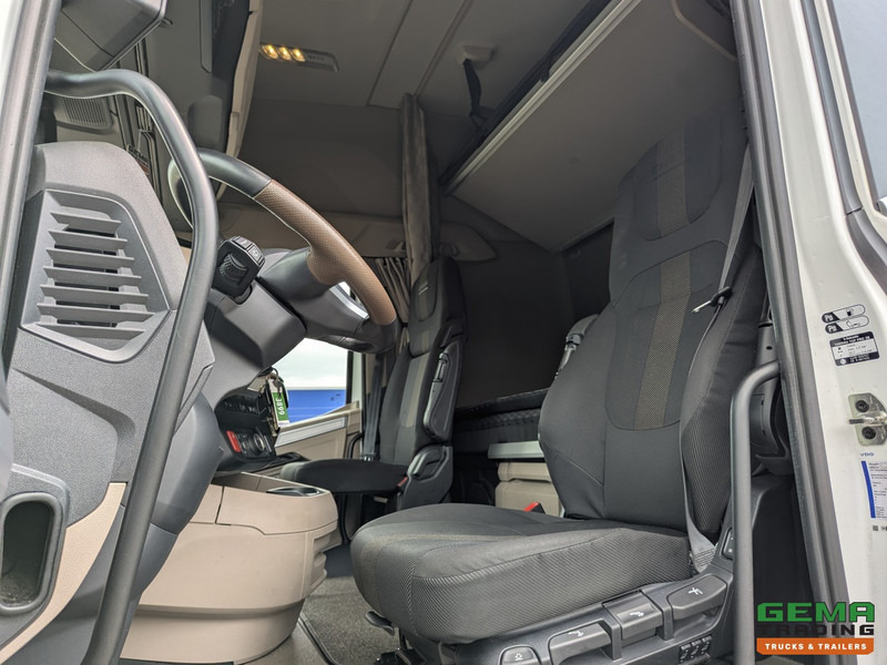DAF XG+ 4x2 Euro6E - MEGA/Lowdeck - Retarder - Dubbele tanks - MirrorCam - 3 DVS StarRating - 15 STUKS OP VOORRAAD - Vetopöytäauto: kuva DAF XG+ 4x2 Euro6E - MEGA/Lowdeck - Retarder - Dubbele tanks - MirrorCam - 3 DVS StarRating - 15 STUKS OP VOORRAAD - Vetopöytäauto DAF XG+ 4x2 Euro6E - MEGA/Lowdeck - Retarder - Dubbele tanks - MirrorCam - 3 DVS StarRating - 15 STUKS OP VOORRAAD - Vetopöytäauto: kuva DAF XG+ 4x2 Euro6E - MEGA/Lowdeck - Retarder - Dubbele tanks - MirrorCam - 3 DVS StarRating - 15 STUKS OP VOORRAAD - Vetopöytäauto
