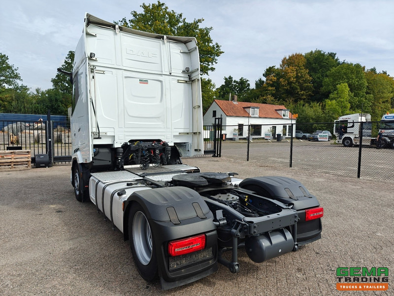 DAF XG+ 4x2 Euro6E - MEGA/Lowdeck - Retarder - Dubbele tanks - MirrorCam - 306.000KM! - Vetopöytäauto: kuva DAF XG+ 4x2 Euro6E - MEGA/Lowdeck - Retarder - Dubbele tanks - MirrorCam - 306.000KM! - Vetopöytäauto DAF XG+ 4x2 Euro6E - MEGA/Lowdeck - Retarder - Dubbele tanks - MirrorCam - 306.000KM! - Vetopöytäauto: kuva DAF XG+ 4x2 Euro6E - MEGA/Lowdeck - Retarder - Dubbele tanks - MirrorCam - 306.000KM! - Vetopöytäauto