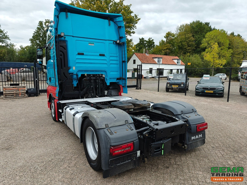 MAN TGX 18.500 4x2 XXL Euro6 - MEGA - Retarder - Dubbele Tanks - Standairco - KoffieMachine - Vetopöytäauto: kuva MAN TGX 18.500 4x2 XXL Euro6 - MEGA - Retarder - Dubbele Tanks - Standairco - KoffieMachine - Vetopöytäauto MAN TGX 18.500 4x2 XXL Euro6 - MEGA - Retarder - Dubbele Tanks - Standairco - KoffieMachine - Vetopöytäauto: kuva MAN TGX 18.500 4x2 XXL Euro6 - MEGA - Retarder - Dubbele Tanks - Standairco - KoffieMachine - Vetopöytäauto