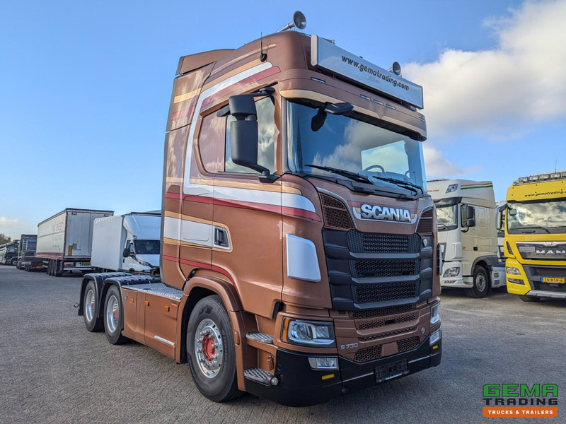 Scania S730 6x4 Topline Euro6 - V8 - Retarder - Costum Interior - Vollucht - Alcoa's - Vetopöytäauto: kuva Scania S730 6x4 Topline Euro6 - V8 - Retarder - Costum Interior - Vollucht - Alcoa's - Vetopöytäauto Scania S730 6x4 Topline Euro6 - V8 - Retarder - Costum Interior - Vollucht - Alcoa's - Vetopöytäauto: kuva Scania S730 6x4 Topline Euro6 - V8 - Retarder - Costum Interior - Vollucht - Alcoa's - Vetopöytäauto