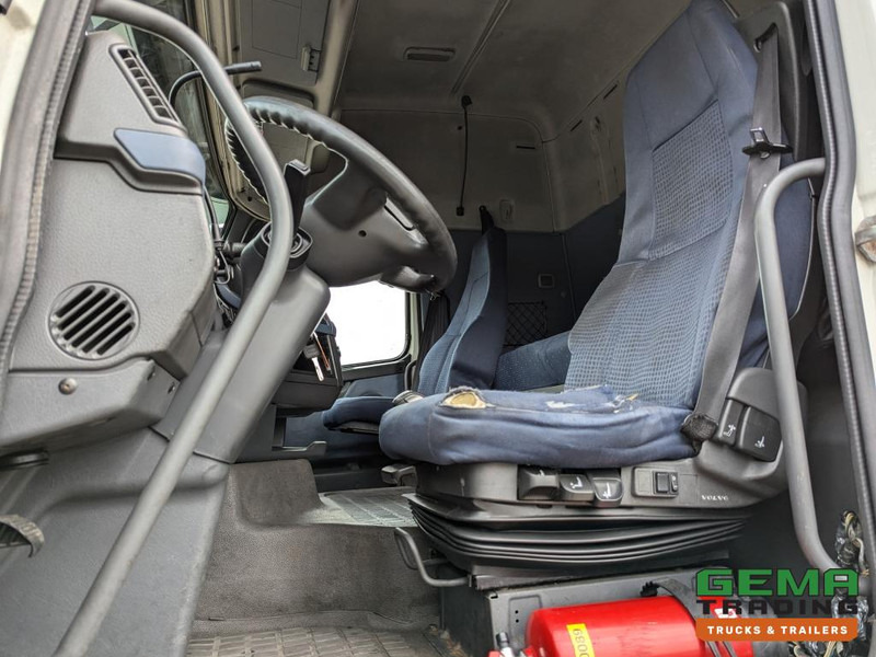 Vetopöytäauto Volvo FH400 4x2 Euro5 FH400 4x2 Globetrotter Euro5 - ADR FL AT OX (T1513): kuva Vetopöytäauto Volvo FH400 4x2 Euro5 FH400 4x2 Globetrotter Euro5 - ADR FL AT OX (T1513) Vetopöytäauto Volvo FH400 4x2 Euro5 FH400 4x2 Globetrotter Euro5 - ADR FL AT OX (T1513): kuva Vetopöytäauto Volvo FH400 4x2 Euro5 FH400 4x2 Globetrotter Euro5 - ADR FL AT OX (T1513)