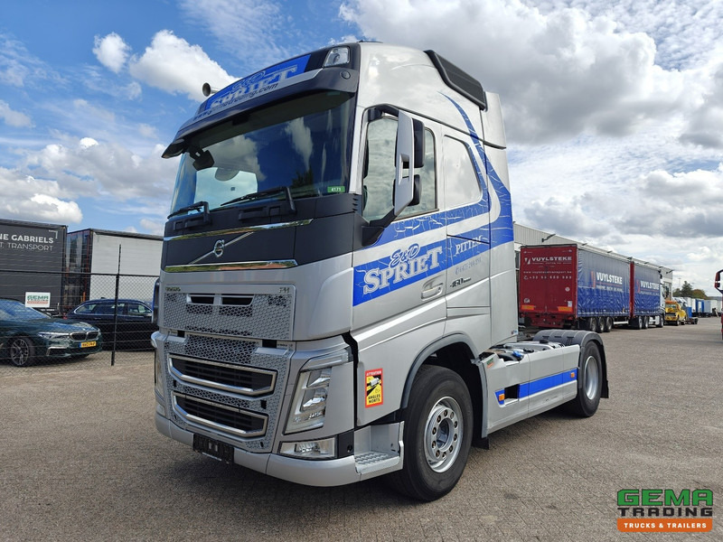 Volvo FH460 4x2 Globetrotter Euro6 - WF/Kiep Hydrauliek - Dubbele Tanks - Vetopöytäauto: kuva Volvo FH460 4x2 Globetrotter Euro6 - WF/Kiep Hydrauliek - Dubbele Tanks - Vetopöytäauto Volvo FH460 4x2 Globetrotter Euro6 - WF/Kiep Hydrauliek - Dubbele Tanks - Vetopöytäauto: kuva Volvo FH460 4x2 Globetrotter Euro6 - WF/Kiep Hydrauliek - Dubbele Tanks - Vetopöytäauto