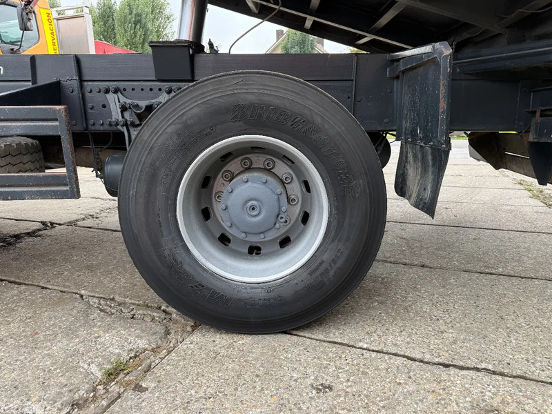 Mercedes-Benz Actros 1831 V6 4X2 Tipper + crane EPS Manual Gearbox 3 peddal - Kippiauto kuorma-auto, Nosturiauto: kuva Mercedes-Benz Actros 1831 V6 4X2 Tipper + crane EPS Manual Gearbox 3 peddal - Kippiauto kuorma-auto, Nosturiauto Mercedes-Benz Actros 1831 V6 4X2 Tipper + crane EPS Manual Gearbox 3 peddal - Kippiauto kuorma-auto, Nosturiauto: kuva Mercedes-Benz Actros 1831 V6 4X2 Tipper + crane EPS Manual Gearbox 3 peddal - Kippiauto kuorma-auto, Nosturiauto