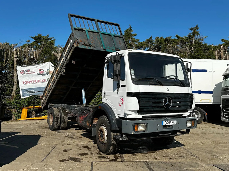 Mercedes-Benz SK 1733 V6 4X2 Tipper Spring/Spring EPS Manual Gearbox - Kippiauto kuorma-auto: kuva Mercedes-Benz SK 1733 V6 4X2 Tipper Spring/Spring EPS Manual Gearbox - Kippiauto kuorma-auto Mercedes-Benz SK 1733 V6 4X2 Tipper Spring/Spring EPS Manual Gearbox - Kippiauto kuorma-auto: kuva Mercedes-Benz SK 1733 V6 4X2 Tipper Spring/Spring EPS Manual Gearbox - Kippiauto kuorma-auto