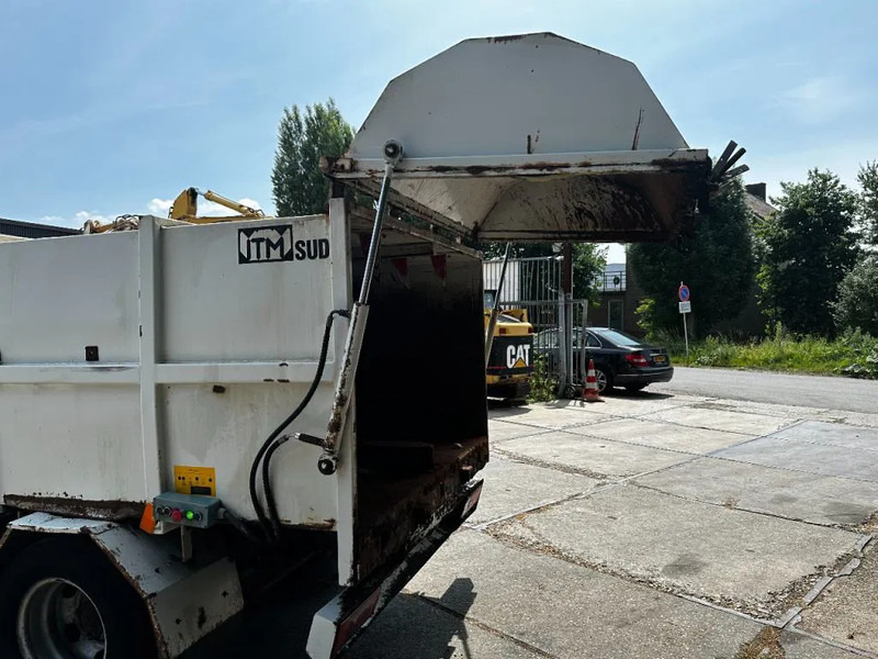 Mitsubishi Canter GARBAGE TRUCK SPRING/SPRING MANUAL GEARBOX - Roska-auto: kuva Mitsubishi Canter GARBAGE TRUCK SPRING/SPRING MANUAL GEARBOX - Roska-auto Mitsubishi Canter GARBAGE TRUCK SPRING/SPRING MANUAL GEARBOX - Roska-auto: kuva Mitsubishi Canter GARBAGE TRUCK SPRING/SPRING MANUAL GEARBOX - Roska-auto
