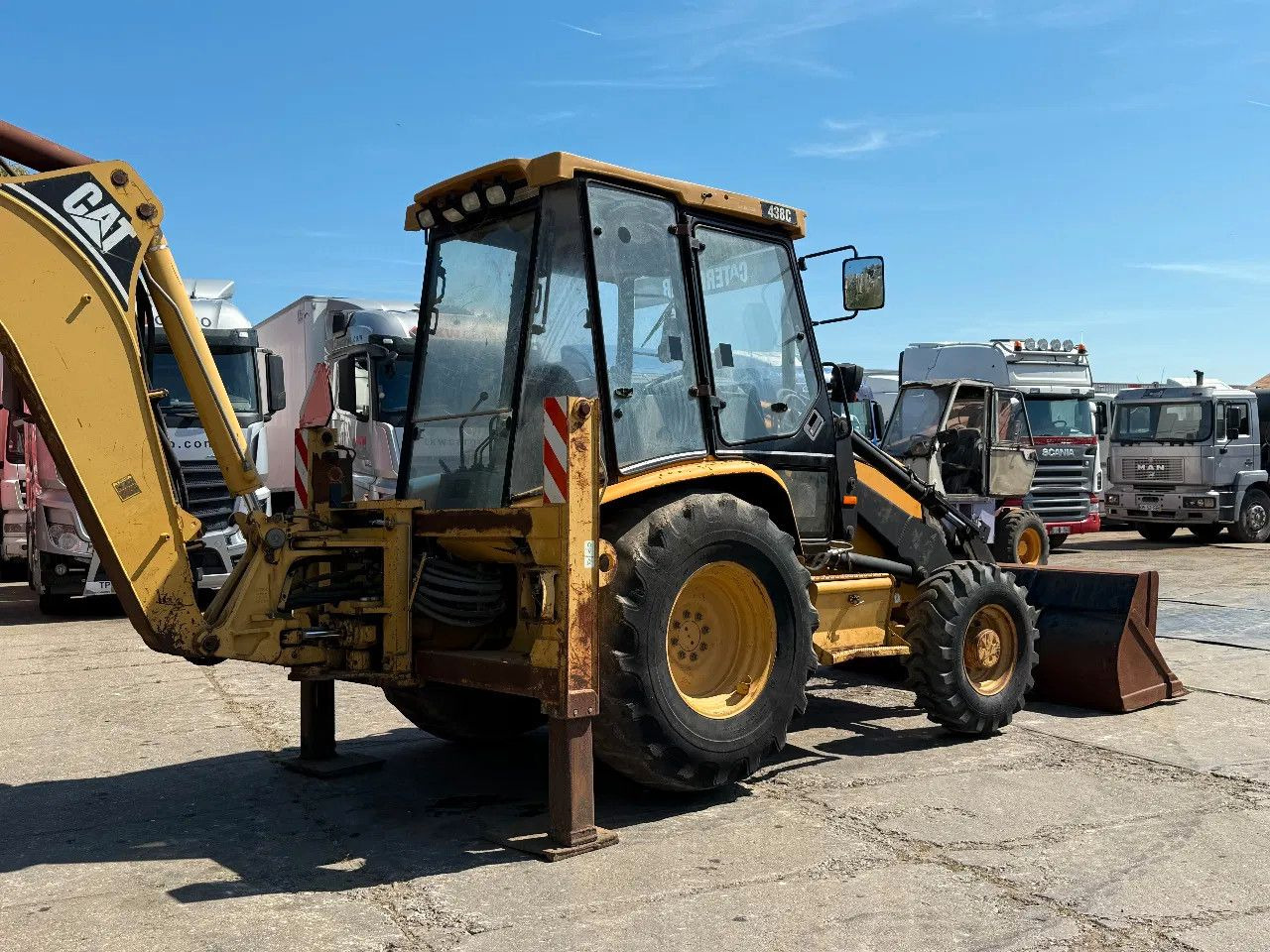 CAT Caterpillar 438C 4X4 Backhoe Loader - Muut kone: kuva CAT Caterpillar 438C 4X4 Backhoe Loader - Muut kone CAT Caterpillar 438C 4X4 Backhoe Loader - Muut kone: kuva CAT Caterpillar 438C 4X4 Backhoe Loader - Muut kone