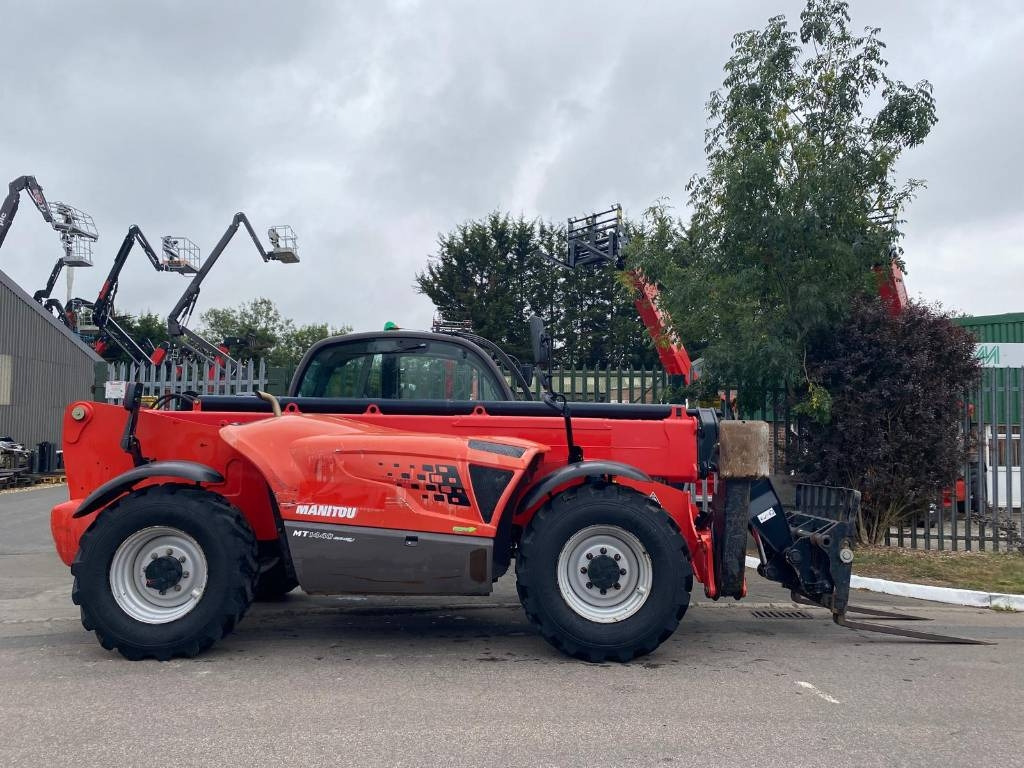 Manitou MT 1440 - Kurottaja: kuva Manitou MT 1440 - Kurottaja Manitou MT 1440 - Kurottaja: kuva Manitou MT 1440 - Kurottaja