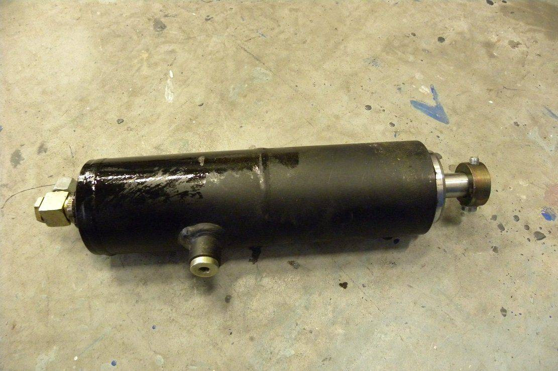 Cylinder , Lift for Jungheinrich ECE 20G - Hydraulisylinteri - Materiaalinkäsittely: kuva Cylinder , Lift for Jungheinrich ECE 20G - Hydraulisylinteri - Materiaalinkäsittely Cylinder , Lift for Jungheinrich ECE 20G - Hydraulisylinteri - Materiaalinkäsittely: kuva Cylinder , Lift for Jungheinrich ECE 20G - Hydraulisylinteri - Materiaalinkäsittely
