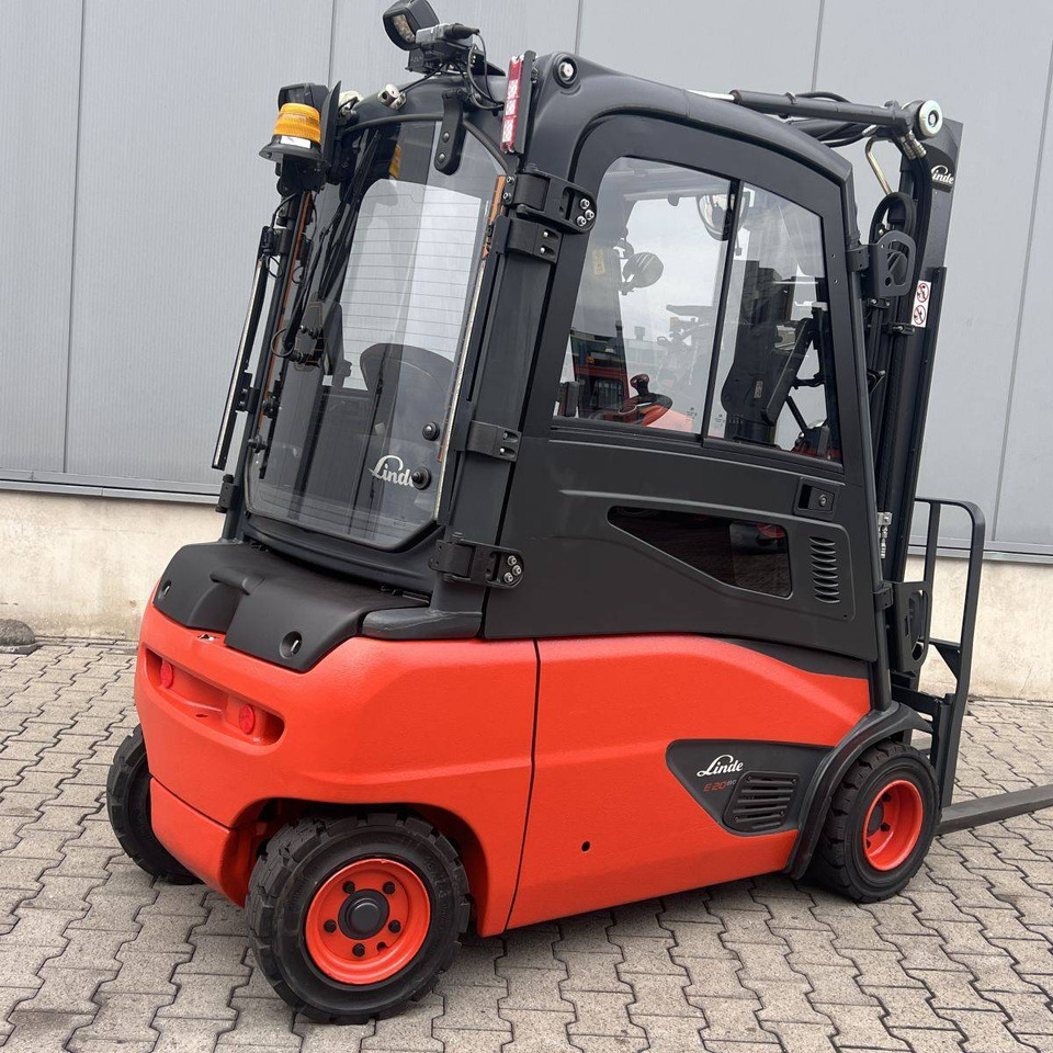 Linde E20PL (386-02) EVO - Sähkötrukki: kuva Linde E20PL (386-02) EVO - Sähkötrukki Linde E20PL (386-02) EVO - Sähkötrukki: kuva Linde E20PL (386-02) EVO - Sähkötrukki