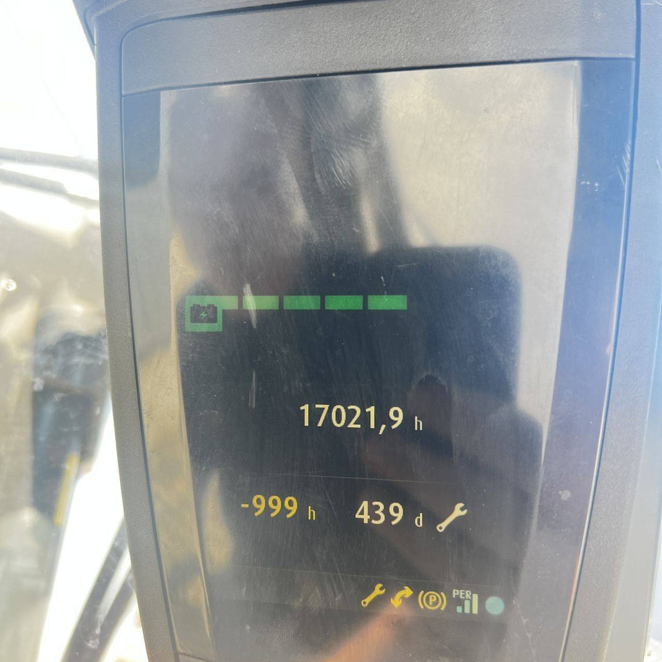 Linde E25 (387) - Sähkötrukki: kuva Linde E25 (387) - Sähkötrukki Linde E25 (387) - Sähkötrukki: kuva Linde E25 (387) - Sähkötrukki