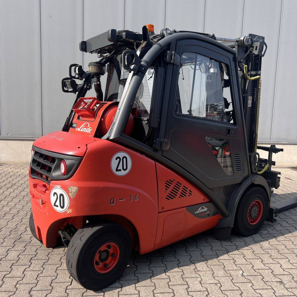 Linde H35T (393-02) EVO - Kaasutrukki: kuva Linde H35T (393-02) EVO - Kaasutrukki Linde H35T (393-02) EVO - Kaasutrukki: kuva Linde H35T (393-02) EVO - Kaasutrukki