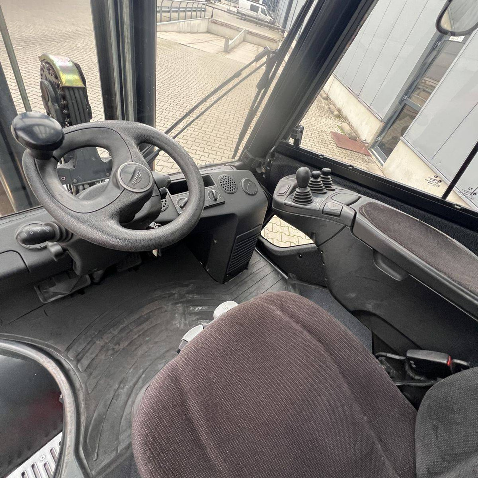 Linde H40D (394-02) EVO - Dieseltrukki: kuva Linde H40D (394-02) EVO - Dieseltrukki Linde H40D (394-02) EVO - Dieseltrukki: kuva Linde H40D (394-02) EVO - Dieseltrukki