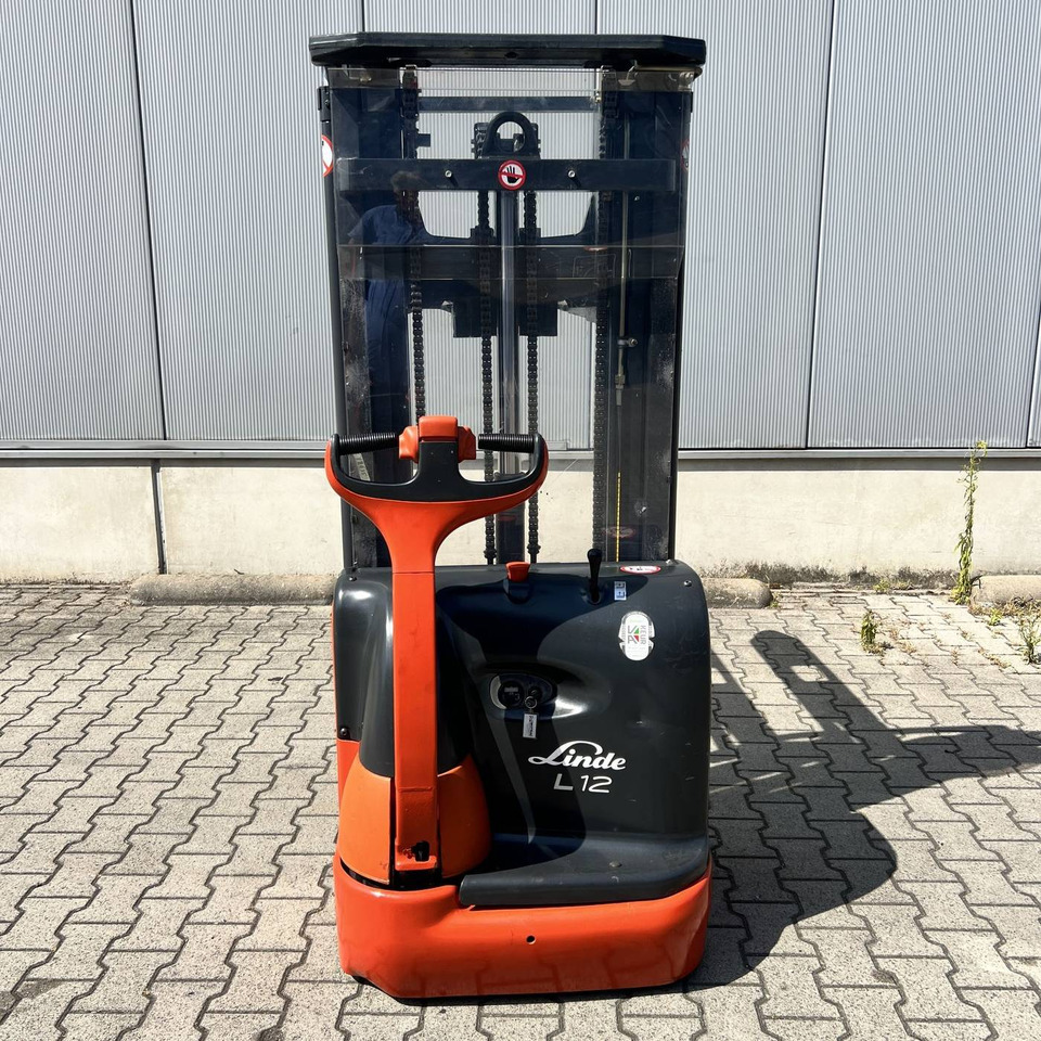 Linde L12 (379) - Pinoamistrukki: kuva Linde L12 (379) - Pinoamistrukki Linde L12 (379) - Pinoamistrukki: kuva Linde L12 (379) - Pinoamistrukki