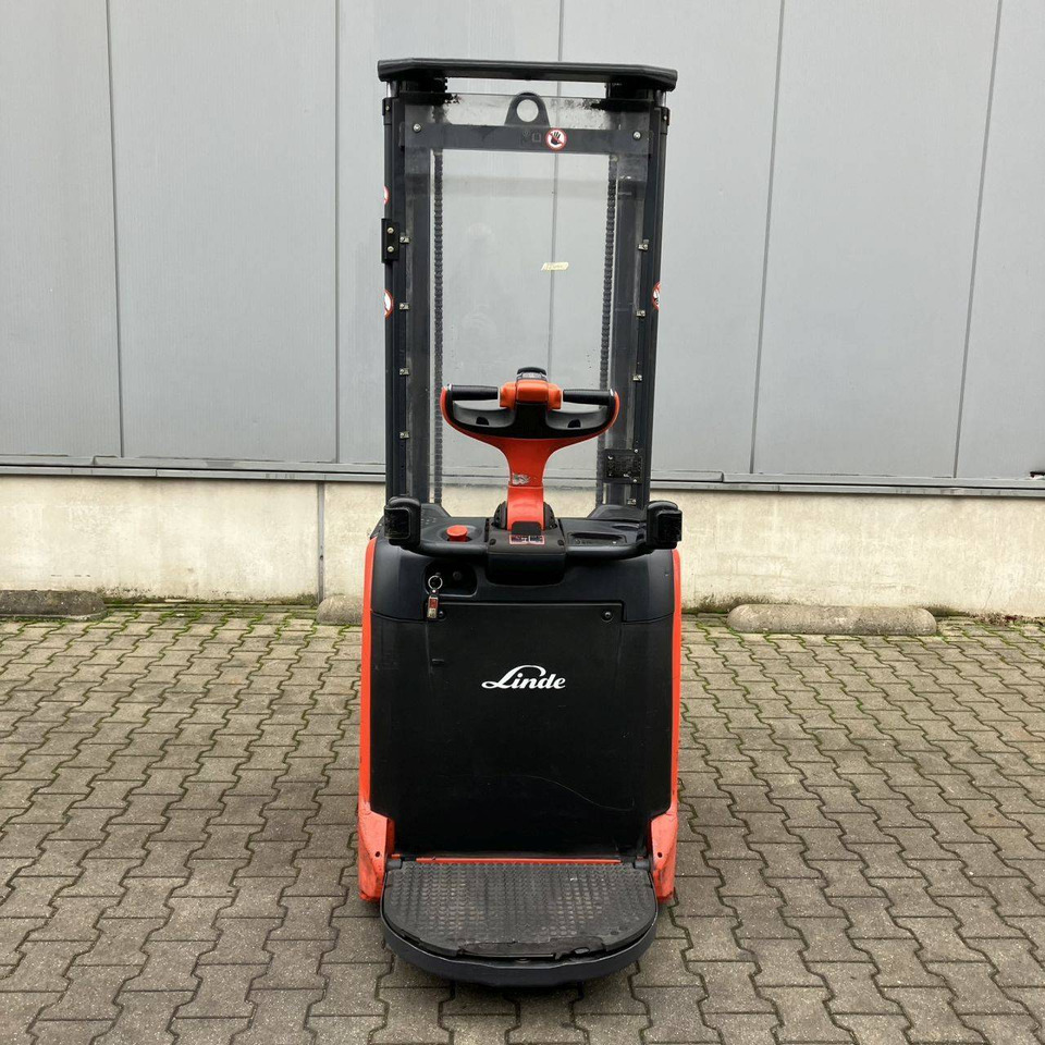 Linde L12AP (133) - Pinoamistrukki: kuva Linde L12AP (133) - Pinoamistrukki Linde L12AP (133) - Pinoamistrukki: kuva Linde L12AP (133) - Pinoamistrukki