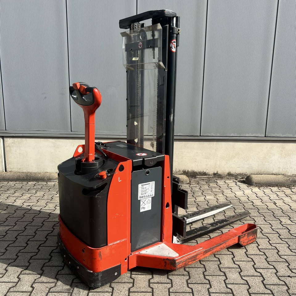 Linde L16AS (141) - Pinoamistrukki: kuva Linde L16AS (141) - Pinoamistrukki Linde L16AS (141) - Pinoamistrukki: kuva Linde L16AS (141) - Pinoamistrukki