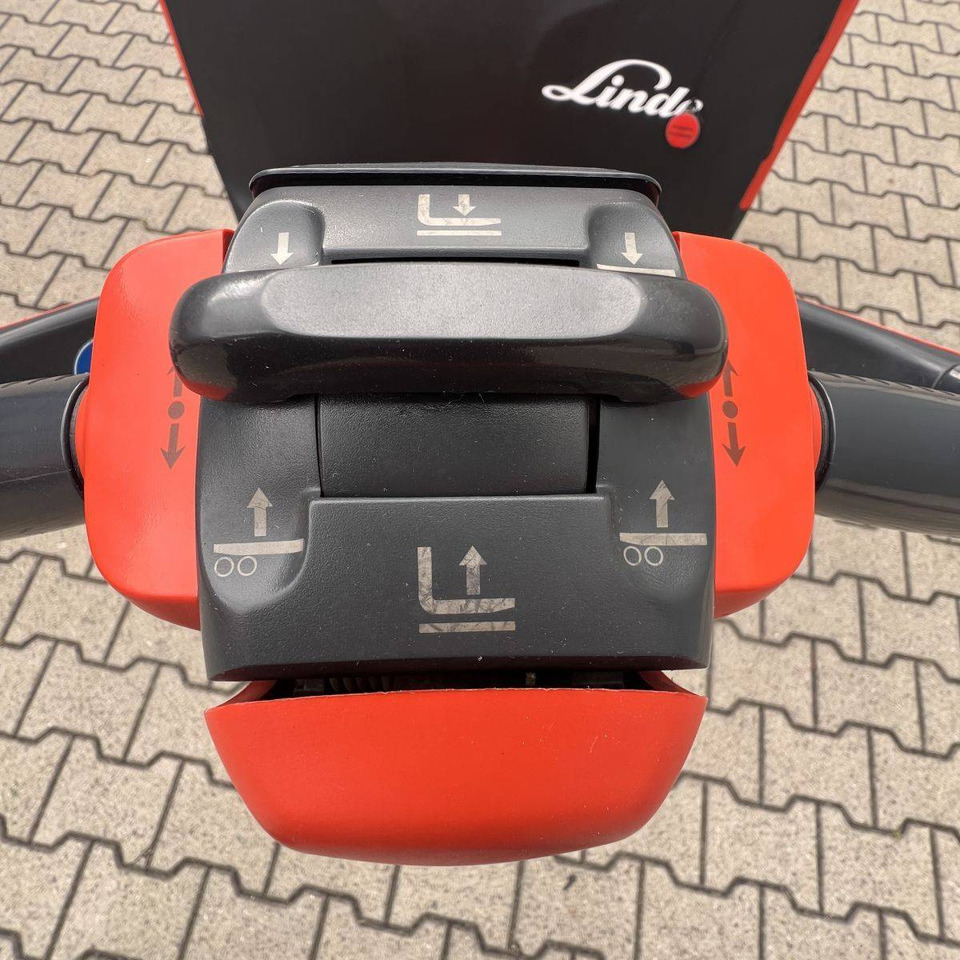 Linde L20i (1173) - Pinoamistrukki: kuva  Linde L20i (1173) - Pinoamistrukki Linde L20i (1173) - Pinoamistrukki: kuva  Linde L20i (1173) - Pinoamistrukki