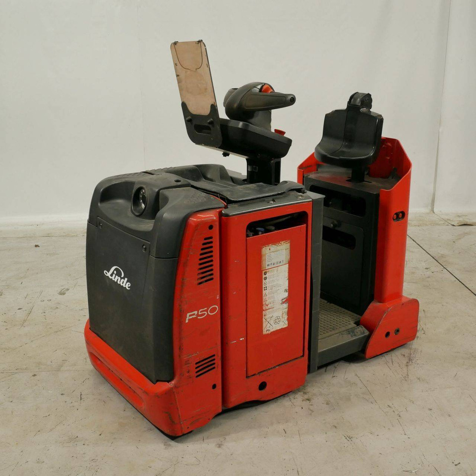 Linde P50C (1190) - Vetotrukki: kuva Linde P50C (1190) - Vetotrukki Linde P50C (1190) - Vetotrukki: kuva Linde P50C (1190) - Vetotrukki