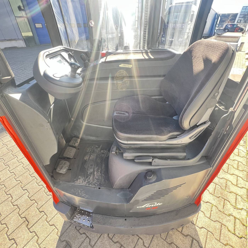 Linde R16G (1120) - Työntömastotrukki: kuva Linde R16G (1120) - Työntömastotrukki Linde R16G (1120) - Työntömastotrukki: kuva Linde R16G (1120) - Työntömastotrukki