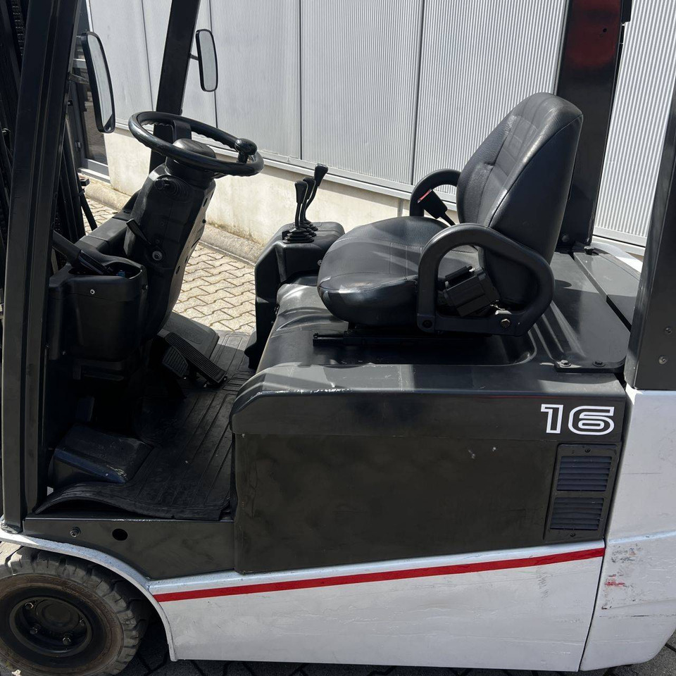 Nissan TX16 (G1N1L16Q) - Sähkötrukki: kuva Nissan TX16 (G1N1L16Q) - Sähkötrukki Nissan TX16 (G1N1L16Q) - Sähkötrukki: kuva Nissan TX16 (G1N1L16Q) - Sähkötrukki