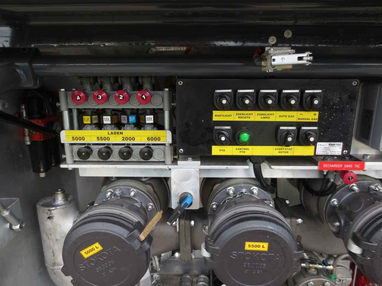 SCANIA G370 - Säiliöauto: kuva SCANIA G370 - Säiliöauto SCANIA G370 - Säiliöauto: kuva SCANIA G370 - Säiliöauto
