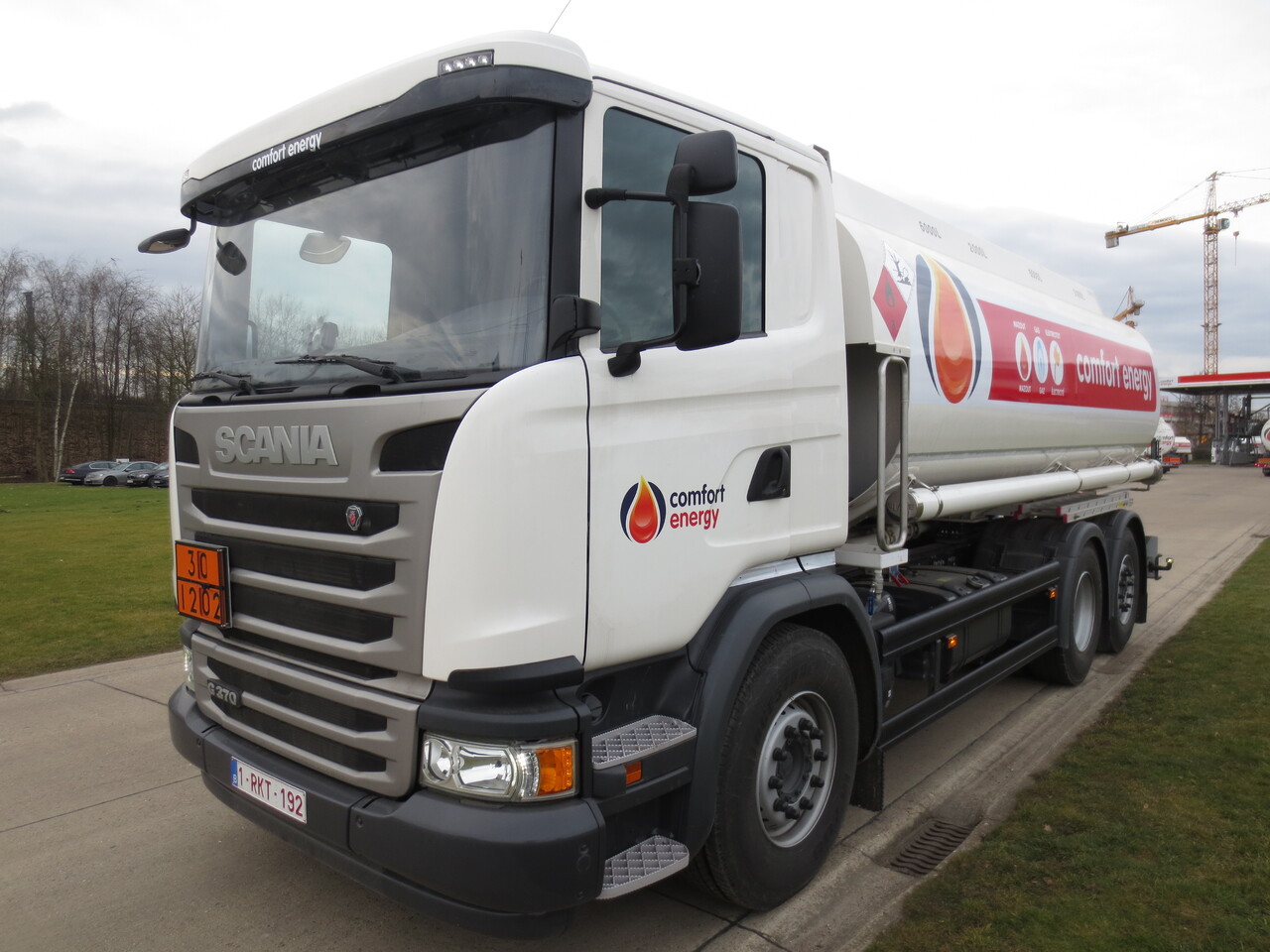 SCANIA G370 - Säiliöauto: kuva SCANIA G370 - Säiliöauto SCANIA G370 - Säiliöauto: kuva SCANIA G370 - Säiliöauto