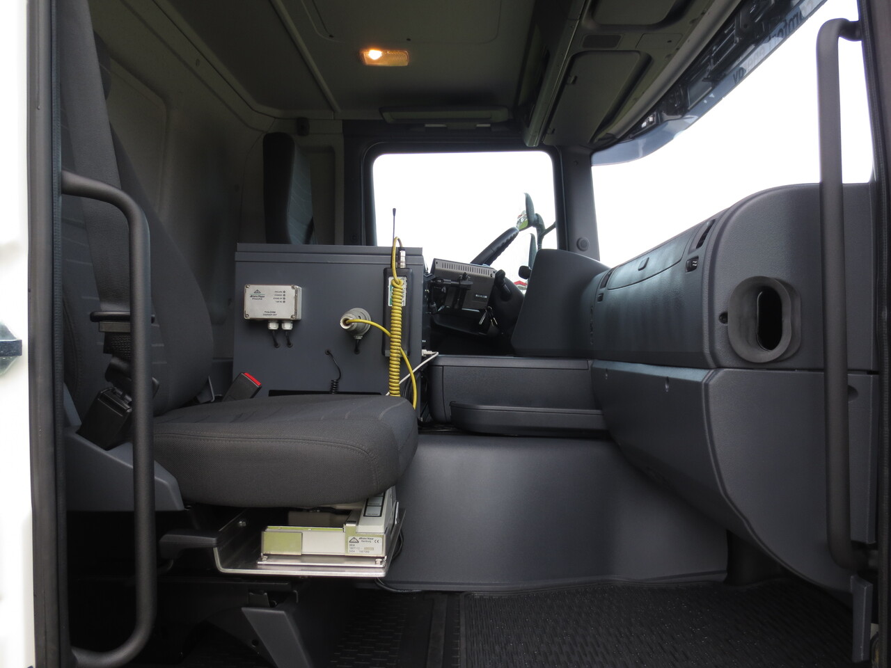 SCANIA G370 - Säiliöauto: kuva SCANIA G370 - Säiliöauto SCANIA G370 - Säiliöauto: kuva SCANIA G370 - Säiliöauto