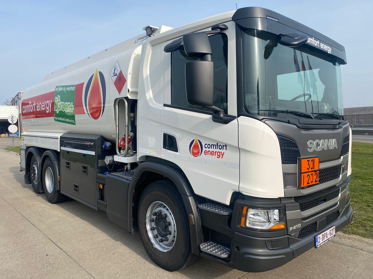 Säiliöauto SCANIA P410: kuva Säiliöauto SCANIA P410
