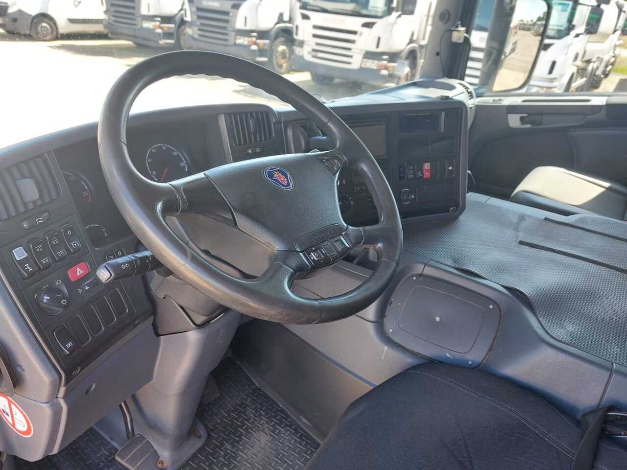 SCANIA PRT - Säiliöauto: kuva SCANIA PRT - Säiliöauto SCANIA PRT - Säiliöauto: kuva SCANIA PRT - Säiliöauto