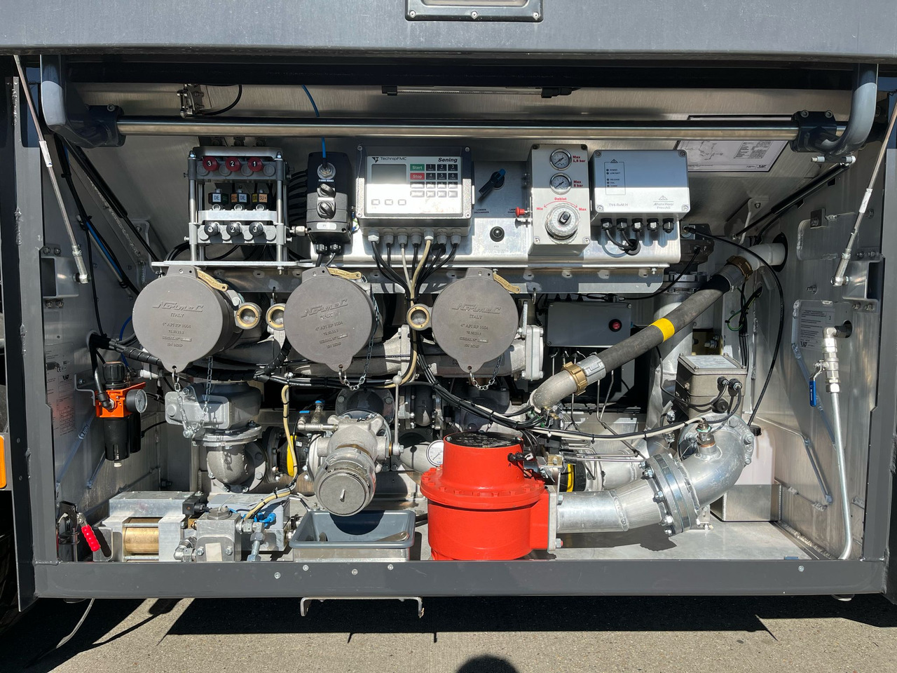 VOLVO FL - Säiliöauto: kuva VOLVO FL - Säiliöauto VOLVO FL - Säiliöauto: kuva VOLVO FL - Säiliöauto