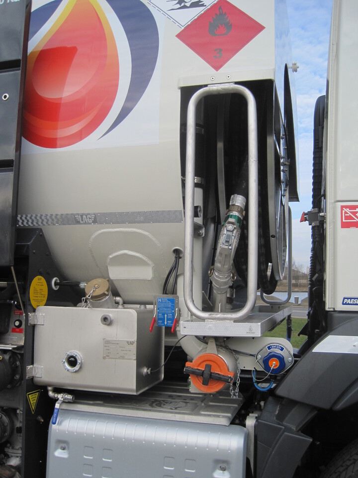 VOLVO FM - Säiliöauto: kuva VOLVO FM - Säiliöauto VOLVO FM - Säiliöauto: kuva VOLVO FM - Säiliöauto