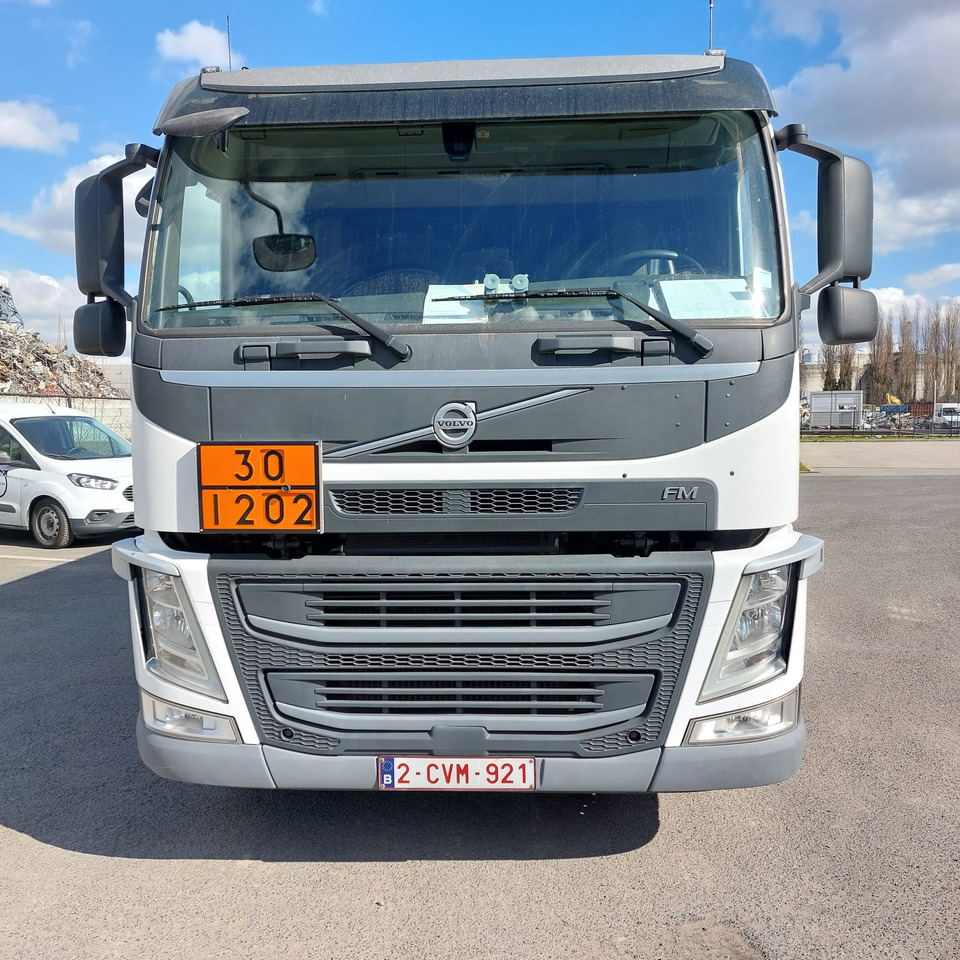VOLVO FM - Säiliöauto: kuva VOLVO FM - Säiliöauto VOLVO FM - Säiliöauto: kuva VOLVO FM - Säiliöauto