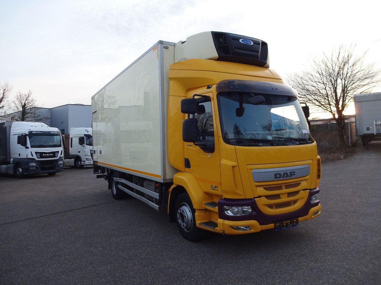 DAF LF 230, 12 T, LBW, Türen, Klima, Automat, Kamera - Umpikori kuorma-auto: kuva DAF LF 230, 12 T, LBW, Türen, Klima, Automat, Kamera - Umpikori kuorma-auto DAF LF 230, 12 T, LBW, Türen, Klima, Automat, Kamera - Umpikori kuorma-auto: kuva DAF LF 230, 12 T, LBW, Türen, Klima, Automat, Kamera - Umpikori kuorma-auto
