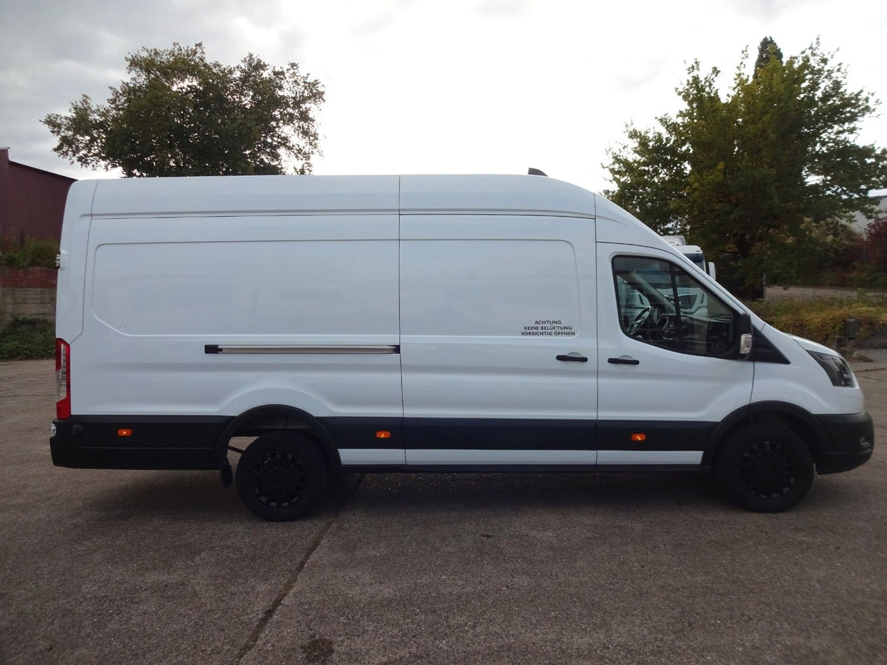 Ford Transit Kasten L4H2, Klima, Tempomat, Kamera - Pakettiauto: kuva Ford Transit Kasten L4H2, Klima, Tempomat, Kamera - Pakettiauto Ford Transit Kasten L4H2, Klima, Tempomat, Kamera - Pakettiauto: kuva Ford Transit Kasten L4H2, Klima, Tempomat, Kamera - Pakettiauto