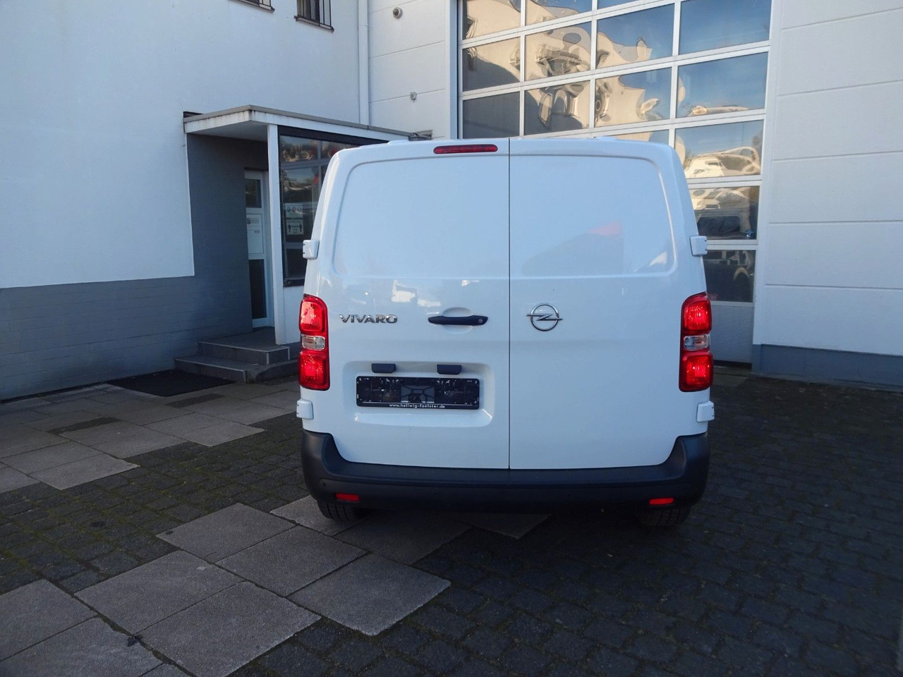 Leasing  Opel 50 x Vivaro Kasten, L1H1, Klima, PDC Opel 50 x Vivaro Kasten, L1H1, Klima, PDC: kuva Leasing  Opel 50 x Vivaro Kasten, L1H1, Klima, PDC Opel 50 x Vivaro Kasten, L1H1, Klima, PDC