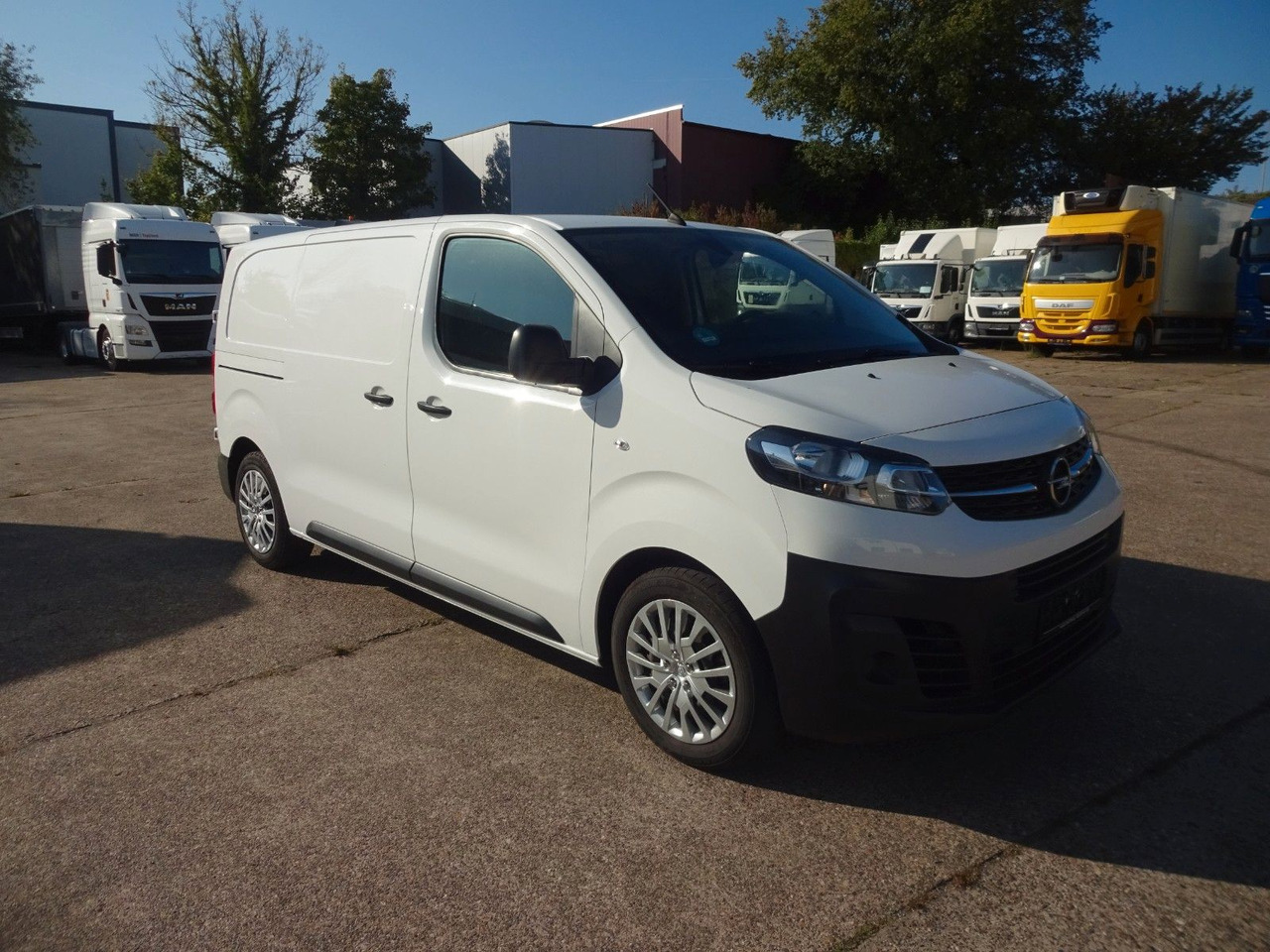 Opel Vivaro Kasten L1H1, Klima, PDC, - Pieni pakettiauto: kuva Opel Vivaro Kasten L1H1, Klima, PDC, - Pieni pakettiauto Opel Vivaro Kasten L1H1, Klima, PDC, - Pieni pakettiauto: kuva Opel Vivaro Kasten L1H1, Klima, PDC, - Pieni pakettiauto